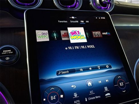 Used 2023 Mercedes-Benz GLC 300 4MATIC image 23