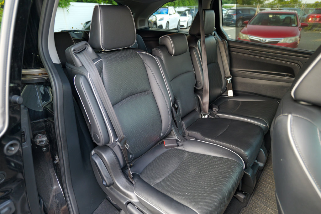 Used 2023 Honda Odyssey Elite image 32