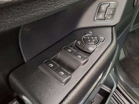 Used 2020 Ford Expedition XLT w/ Equipment Group 202A RWD image 4