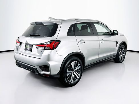 Used 2025 Mitsubishi Outlander Sport SE image 9