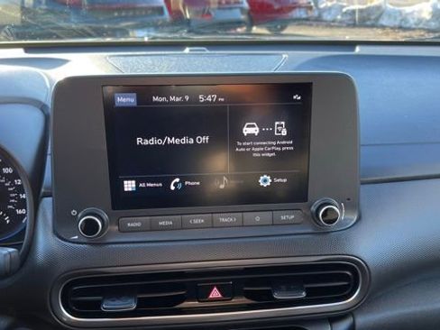 Used 2023 Hyundai Kona SEL image 25