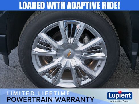 Used 2024 Chevrolet Silverado 1500 High Country w/ High Country Premium Package AWD/4WD image 12