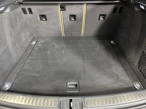 Used 2023 Porsche Macan image 28