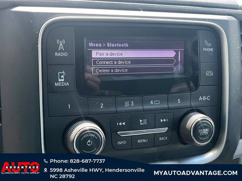 Used 2017 RAM 1500 Express AWD/4WD image 11