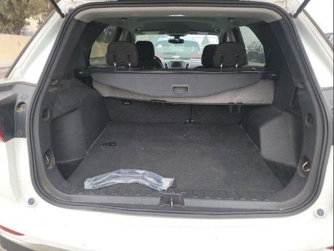 Used 2019 Chevrolet Equinox LT image 11