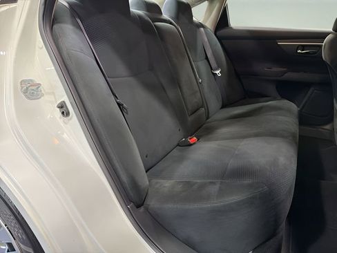 Used 2015 Nissan Altima 2.5 S w/ Power Driver Seat Package FWD image 27