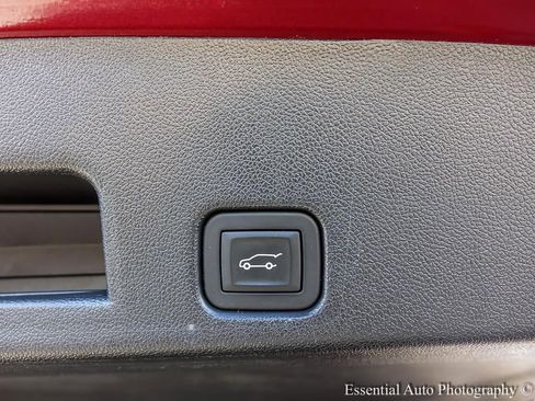 Used 2024 GMC Acadia AT4 w/ LPO, Floor Liner Package image 29