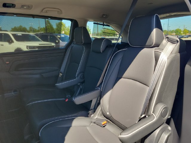 Certified 2026 Honda Odyssey Touring image 27