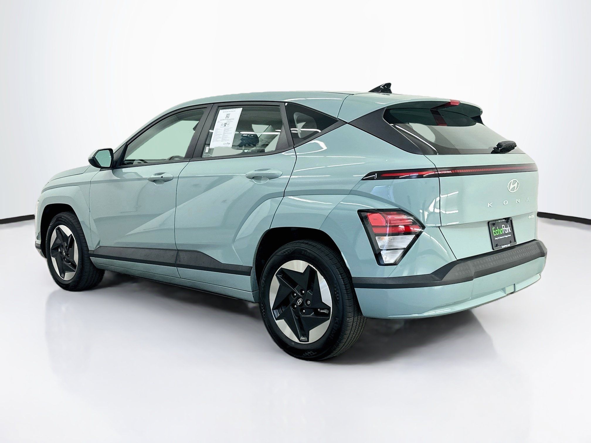 Used 2024 Hyundai Kona SE FWD image 5