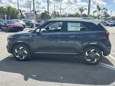 New 2026 Hyundai Venue SEL image 9