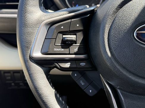 Used 2019 Subaru Ascent Limited AWD/4WD image 32