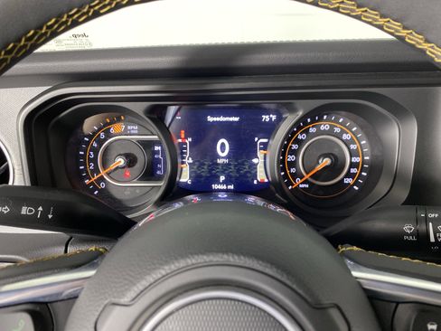 Used 2024 Jeep Wrangler Sahara w/ Technology Group image 23