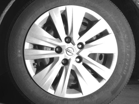Used 2025 Nissan Sentra S FWD image 12