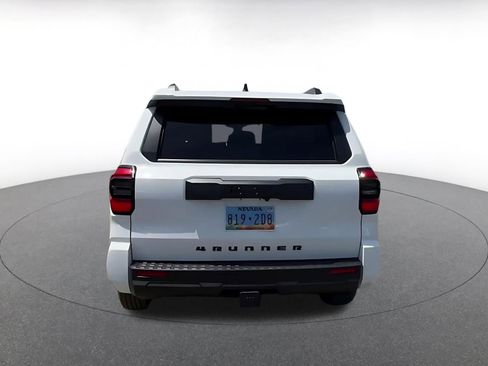 Used 2025 Toyota 4Runner SR5 RWD image 12