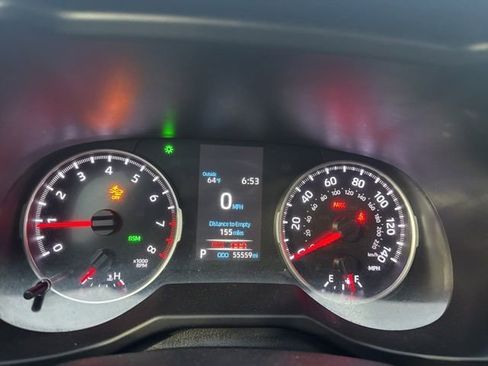 Used 2022 Toyota RAV4 XLE AWD/4WD image 16