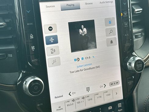 Used 2023 RAM 3500 Limited image 17