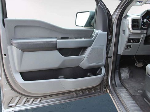 Used 2022 Ford F150 XLT image 12