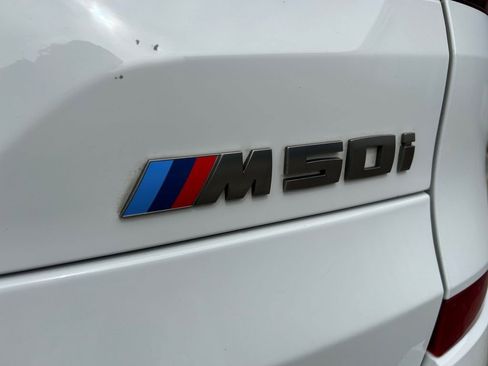 Used 2022 BMW X5 M50i w/ Premium Package image 33