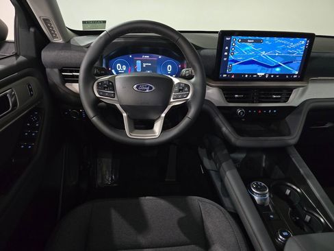 New 2026 Ford Explorer Active image 22
