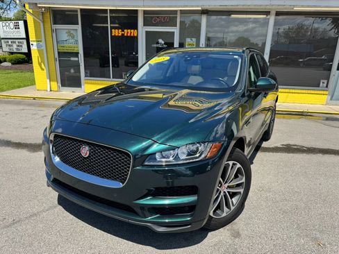 Used 2018 Jaguar F-PACE Premium AWD/4WD image 2