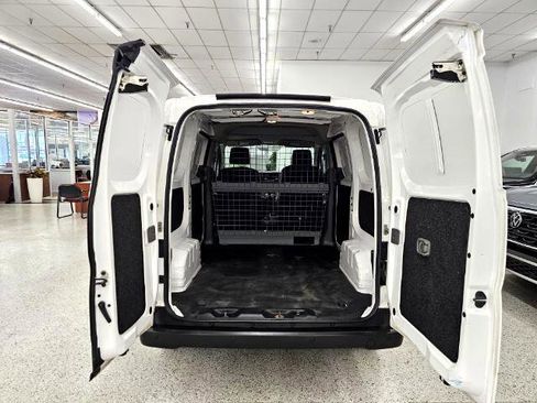 Used 2018 Chevrolet City Express LT image 35