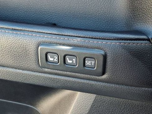 Used 2022 Toyota 4Runner Limited image 29