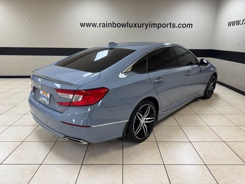 Used 2021 Honda Accord Touring image 6