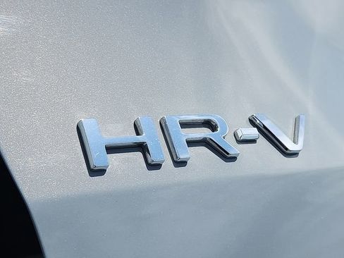 Used 2024 Honda HR-V Sport image 31
