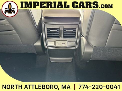 New 2025 Subaru Forester Premium image 21