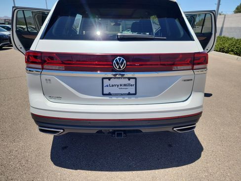 Certified 2026 Volkswagen Atlas SE w/ Panoramic Sunroof Package AWD/4WD image 24