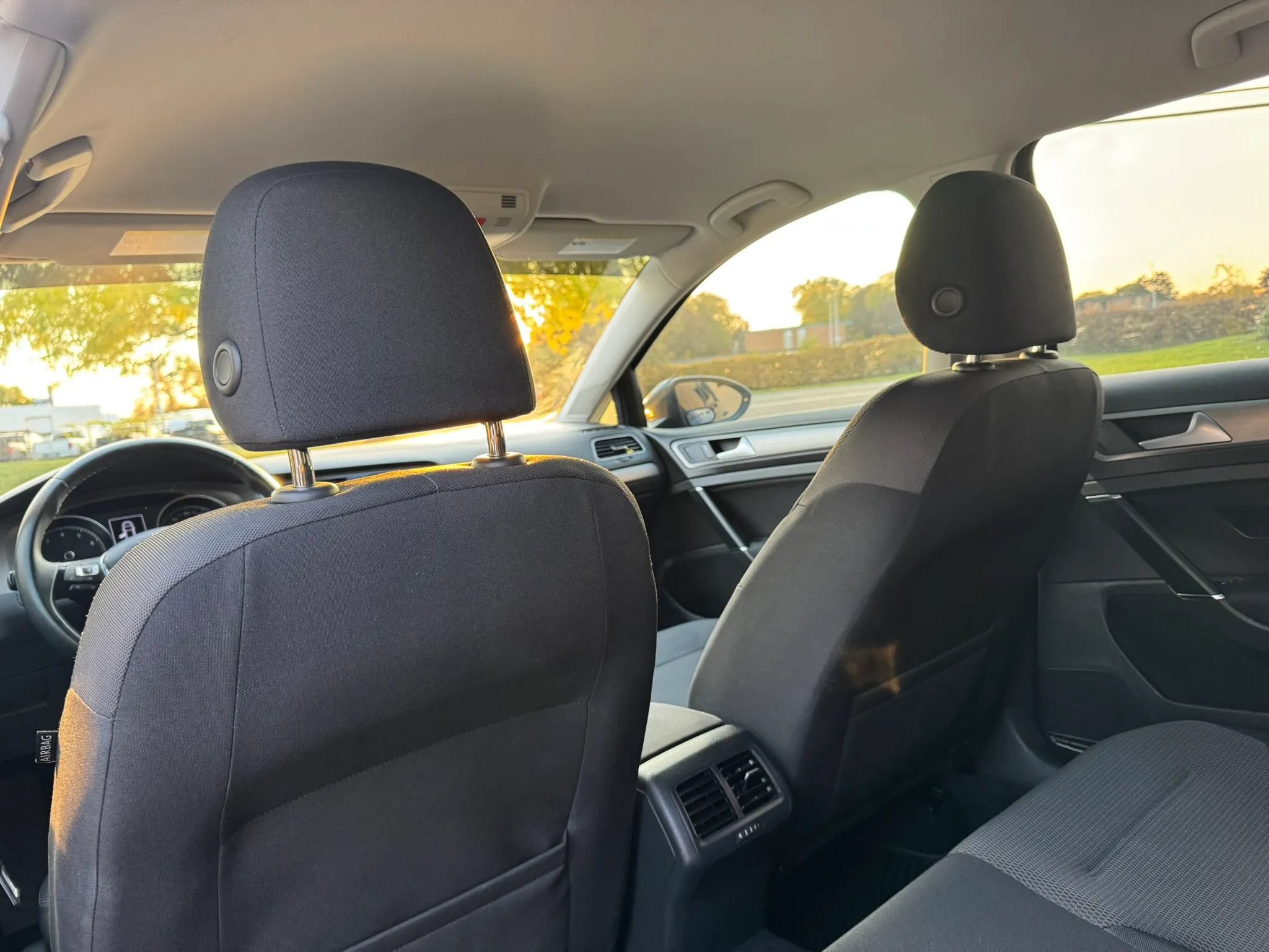 Used 2017 Volkswagen Golf S AWD/4WD image 36
