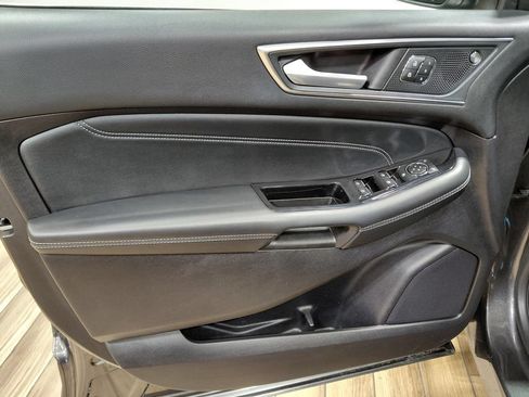 Certified 2020 Ford Edge Titanium AWD/4WD image 40