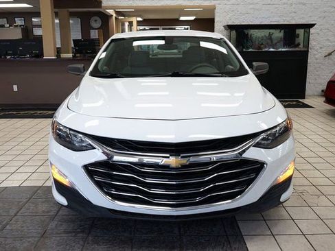 Used 2022 Chevrolet Malibu LS image 18
