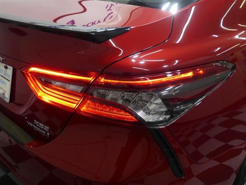Used 2022 Toyota Camry XSE w/ Navigation Upgrade Package FWD image 16