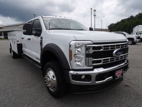 Used 2024 Ford F550 4x4 Crew Cab Super Duty w/ XLT Value Package image 11