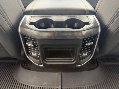 Used 2019 RAM 1500 Big Horn image 31