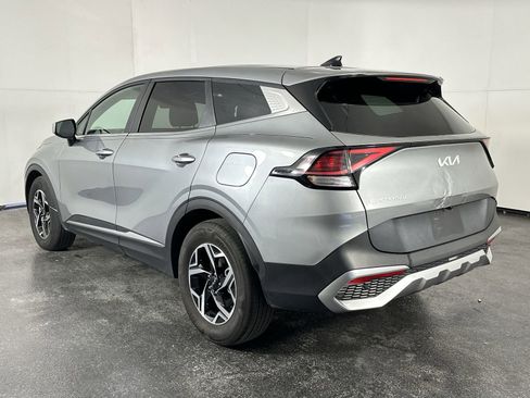 Used 2024 Kia Sportage LX image 6