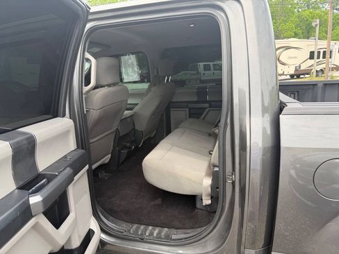 Used 2017 Ford F150 XLT AWD/4WD image 18