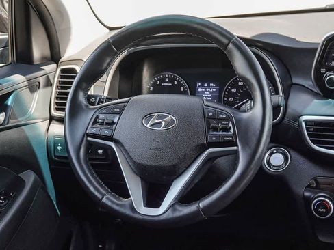 Used 2020 Hyundai Tucson Limited FWD image 12
