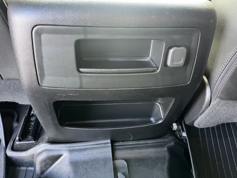 Used 2019 Chevrolet Silverado 2500 High Country w/ Duramax Plus Package image 11