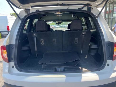 Used 2022 Honda Pilot Sport image 4