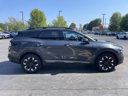 Used 2023 Kia Sportage X-Line AWD/4WD image 9