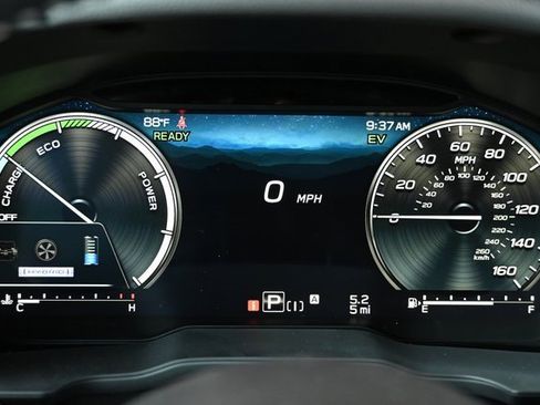 New 2025 Subaru Forester Limited w/ Popular Package image 35