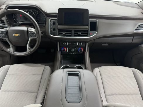 Used 2023 Chevrolet Tahoe LS RWD image 2