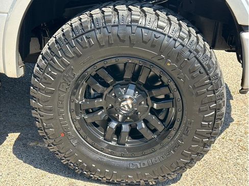 Used 2017 Ford F150 XLT w/ Equipment Group 302A Luxury AWD/4WD image 10