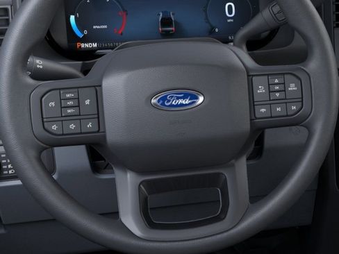 New 2026 Ford F250 XLT w/ XLT Premium Package AWD/4WD image 13