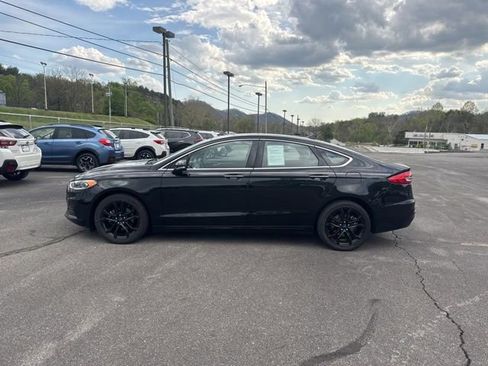 Used 2019 Ford Fusion SEL FWD image 5