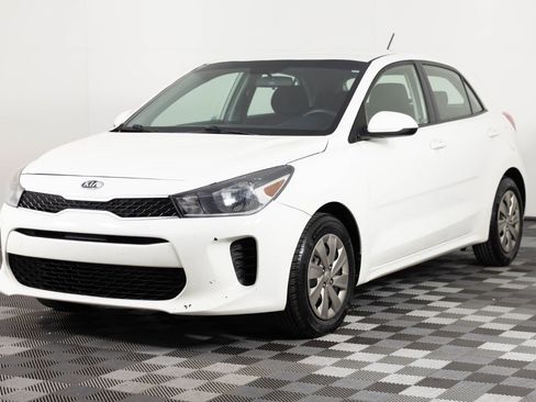 Used 2018 Kia Rio S FWD image 2