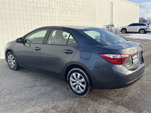 Used 2015 Toyota Corolla L image 11