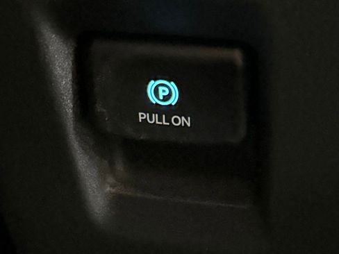 New 2026 Ford Expedition Active image 89